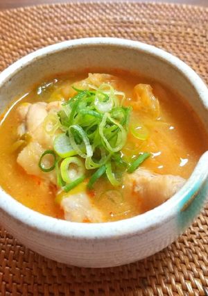 手羽元とキャベツのピリ辛味噌煮込み-レシピのメイン写真