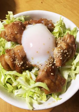 春キャベツのてり鶏丼-レシピのメイン写真