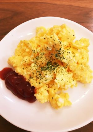 ホテル朝食のスクランブルエッグ-レシピのメイン写真