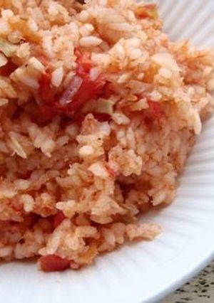 ツナとトマトの缶詰でお手軽炊き込みごはん-レシピのメイン写真