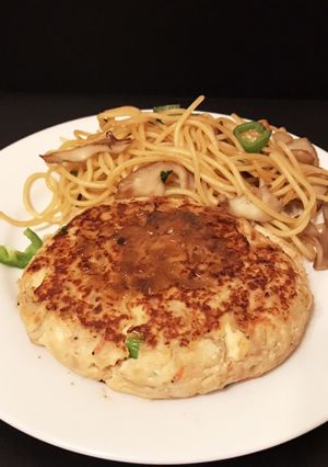 豆腐とマグロの海の幸ハンバーグ-レシピのメイン写真