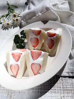 いちごサンド-レシピのメイン写真