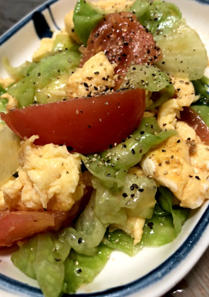 トマトとレタスの簡単ふんわり卵炒め-レシピのメイン写真