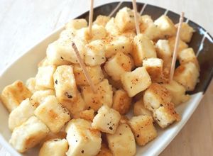 おつまみにも♪木綿豆腐のコロコロ焼き-レシピのメイン写真