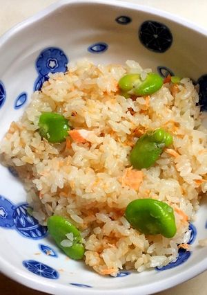 サーモン・桜エビとそら豆春の炊込みご飯-レシピのメイン写真