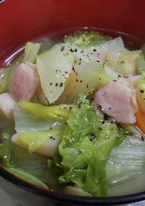 白菜とベーコンのスープ煮-レシピのメイン写真