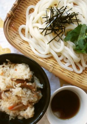 ざるうどん＆炊き込みご飯のセット♫-レシピのメイン写真