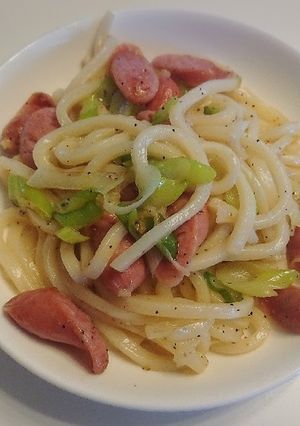 ネギとウインナーの和風焼きうどん-レシピのメイン写真