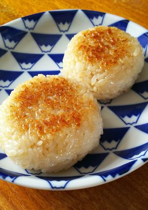 ごま油が効いてる!焼おにぎり-レシピのメイン写真