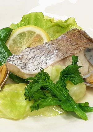 鯛とあさりと春キャベツのレモン蒸し-レシピのメイン写真