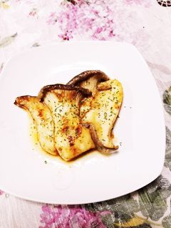 簡単&美味しい!エリンギのマヨネーズ炒め-レシピのメイン写真
