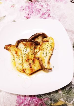 簡単&美味しい！エリンギのマヨネーズ炒め-レシピのメイン写真