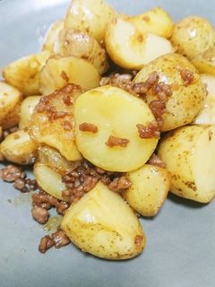 新じゃが(チビ)照り煮?(照り焼き?)-レシピのメイン写真