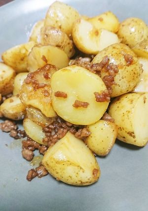 新じゃが(チビ)照り煮？(照り焼き？)-レシピのメイン写真