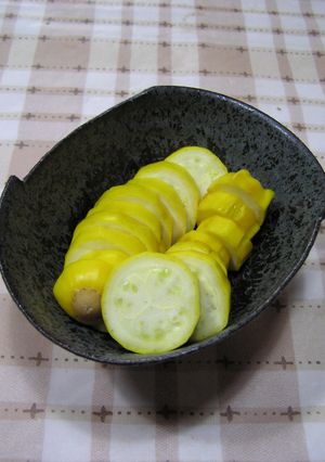 ズッキーニの糠漬けは泉州水茄子のお味＾＾-レシピのメイン写真