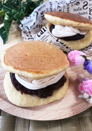 ホイップマリームで洋風クリームどら焼き-レシピのメイン写真