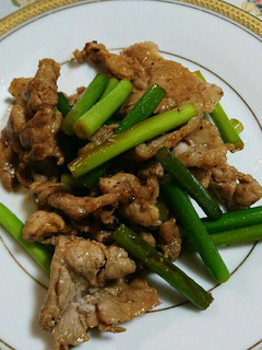 ニンニクの茎と豚肉の簡単!炒めもの-レシピのメイン写真