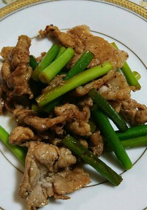 ニンニクの茎と豚肉の簡単!炒めもの-レシピのメイン写真