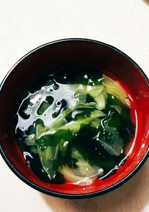 ワカメとキャベツの中華スープ-レシピのメイン写真