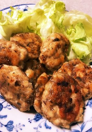 鶏胸肉と鯖水煮缶でつくね風-レシピのメイン写真