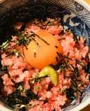 マグロのたたき丼●のりたまご＆わさび醤油