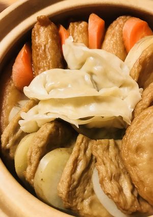 くたくた白菜の寄せ鍋●ねりもの＆餃子のせ-レシピのメイン写真