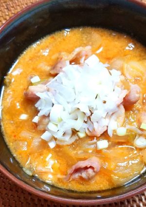 豚バラ肉と玉ねぎのピリ辛味噌煮込み-レシピのメイン写真