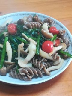 昆虫食のパスタ-レシピのメイン写真