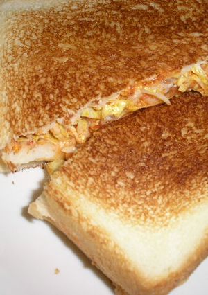 ミートソースｄｅチーズホットサンド♪-レシピのメイン写真