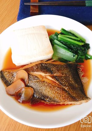 フライパンで簡単！栄養満点カレイの煮付け-レシピのメイン写真