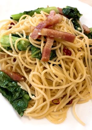 ロメインレタスとベーコンのパスタ-レシピのメイン写真
