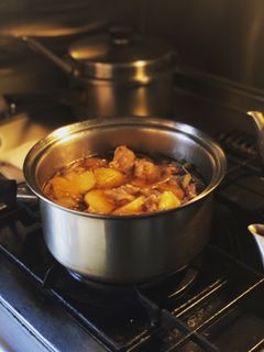 牛すじとじゃがいもの煮込み-レシピのメイン写真