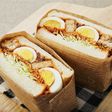 トマトソースのさばサンド