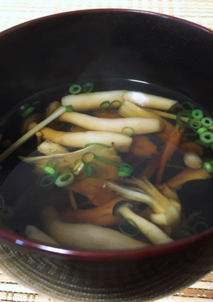 かつおだしが美味しい！きのこのお吸い物-レシピのメイン写真
