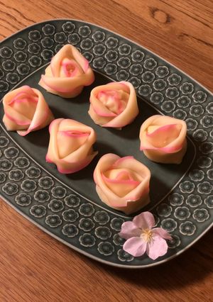 鶏ひきはんぺんと厚揚げの薔薇蒸し-レシピのメイン写真
