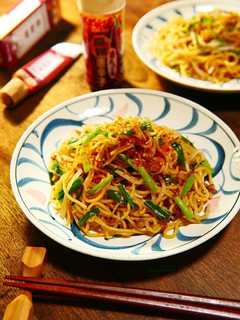 もやしとニラのスパイシーひき肉やきそば-レシピのメイン写真