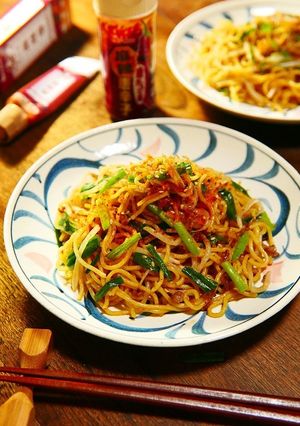 もやしとニラのスパイシーひき肉やきそば-レシピのメイン写真
