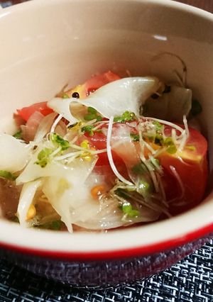 夏に！トマトとガリのさっぱりサラダ-レシピのメイン写真