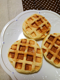 メロンパン~ワッフルメーカーで焼いてみた-レシピのメイン写真