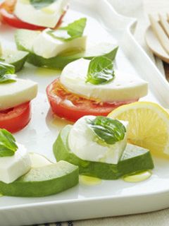 アボカド・トマトのカプレーゼ-レシピのメイン写真