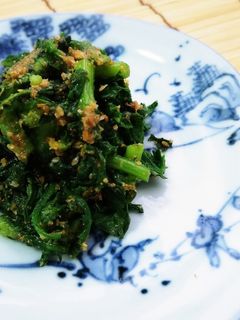 すぐでき♪菊菜の甘いごま和え-レシピのメイン写真