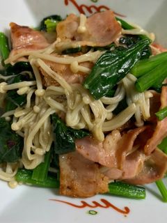 ベーコンとほうれん草エノキ茸のバター炒め-レシピのメイン写真