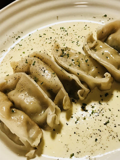 レトルト●焼き餃子&生クリームソース-レシピのメイン写真