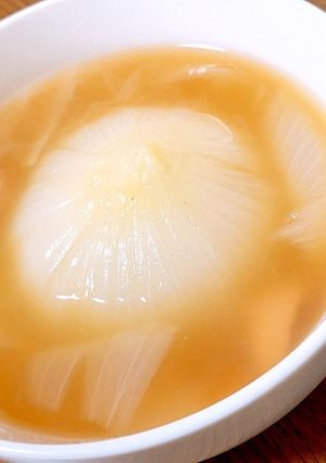 新玉ねぎでコンソメスープ-レシピのメイン写真
