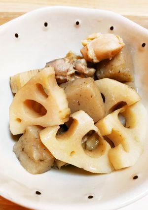 鶏ももとれんこんとこんにゃくの煮物-レシピのメイン写真