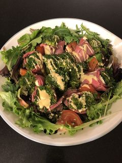 ブロッコリーとローストビーフのサラダ-レシピのメイン写真
