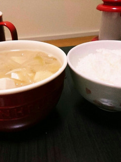 私流豆腐と玉葱の味噌汁-レシピのメイン写真