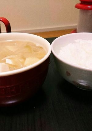 私流豆腐と玉葱の味噌汁-レシピのメイン写真