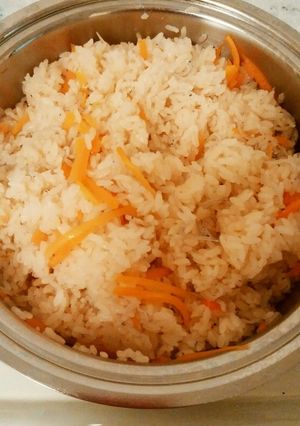 お鍋で炊く！人参ちりめん炊き込みご飯-レシピのメイン写真