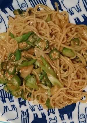 なんちゃって即席貧乏ミーゴレン風焼きそば-レシピのメイン写真